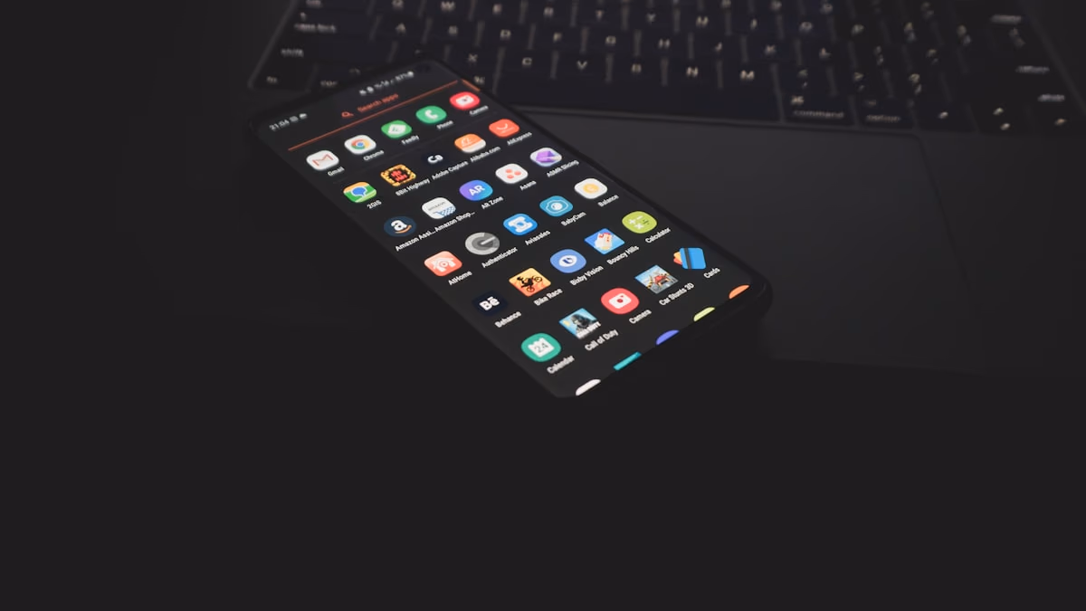 Android phone with security warning overlay