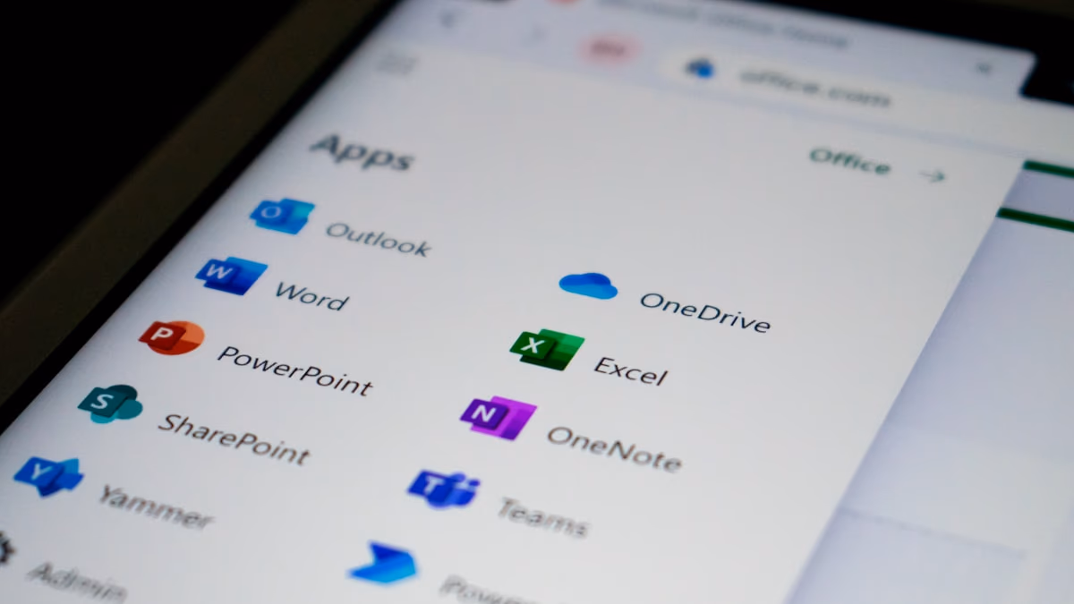 Claude AI integration with Microsoft 365 applications