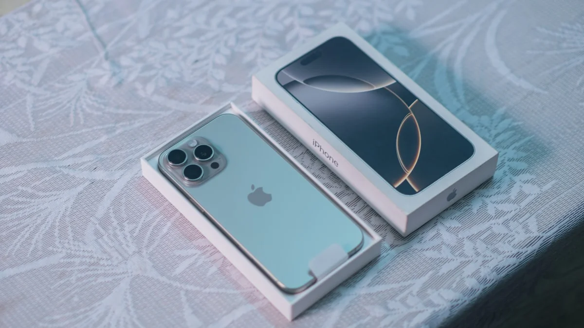 Modern foldable smartphone and tablet devices side by side comparison